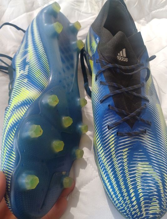 Бутонки евтини Найк Адидас Пума 28–47 | бюджетни футболни обувки за тренировки и мачове + Стоножки TF