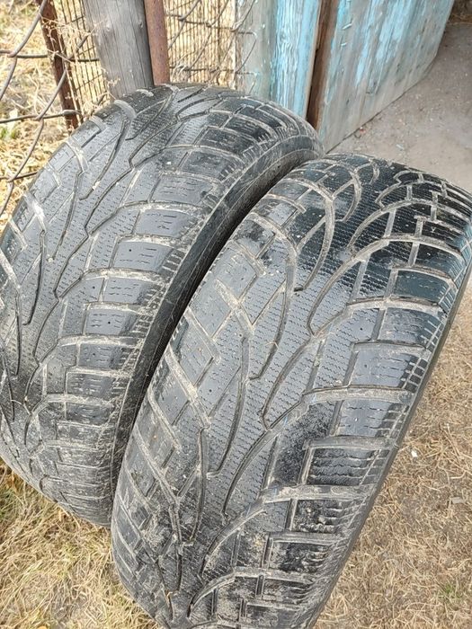 Шина зима 235/65/17