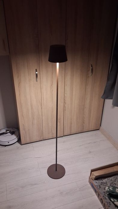 Нощна лампа лед, зарежда се със всички адаптори120см