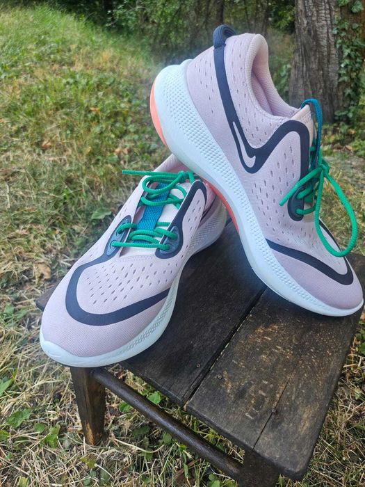 Nike маратонки  размер 40.5