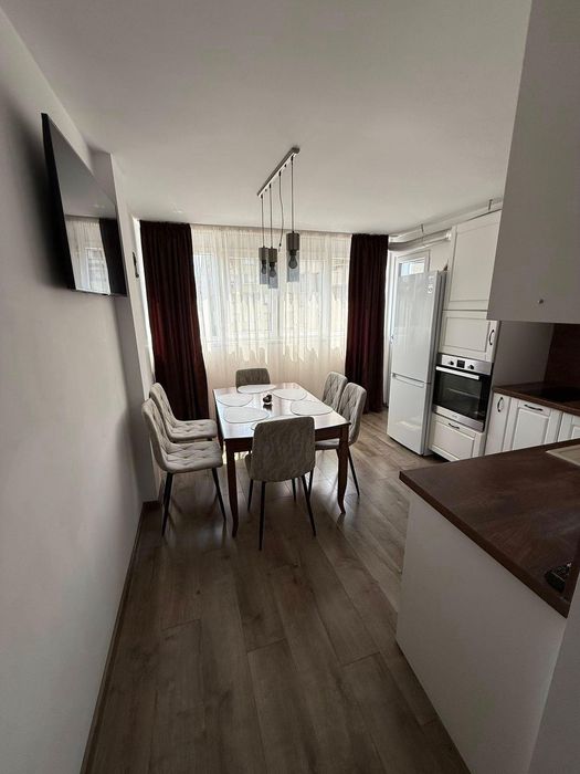 Дава се под наем Тристаен апартамент в Пловдив, Кършияка - 120 кв.м за 750 € - Снимка #3