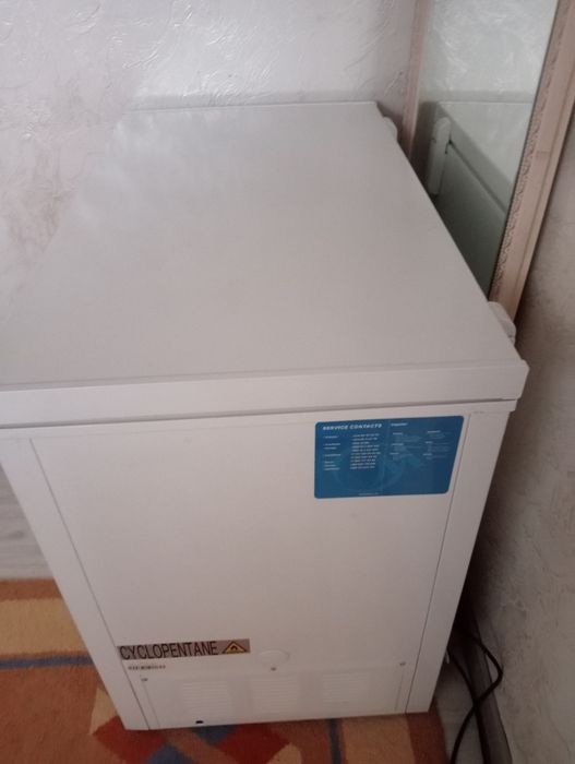 Продам морозильник
