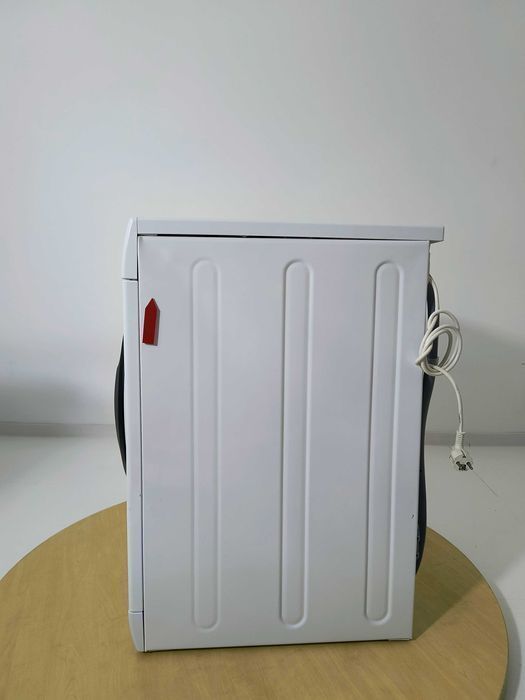 Masina de spalat rufe SLIM Hotpoint B3