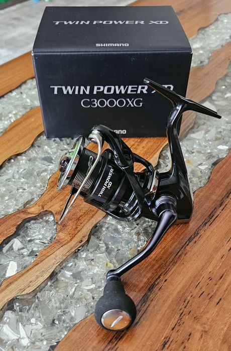 SHIMANO Twin Power XD C 3000 XG модел  2025