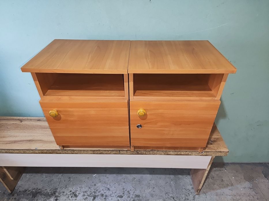 Тумбочки прикроватные 2шт