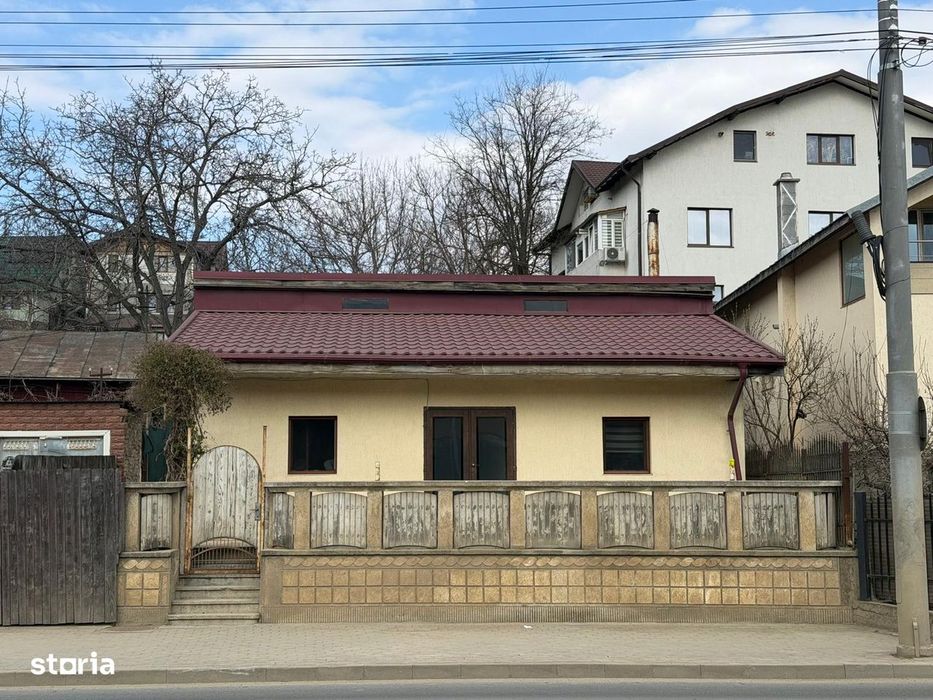 Casa de 2 camere, 100mp + terasa si anexe, 390mp teren, zona Tatarasi