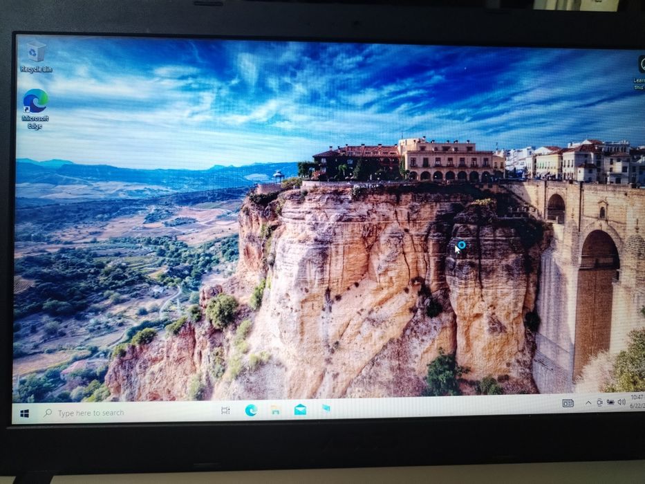 Vand laptop Asus baterie 2,30h AMD A8 (I5)