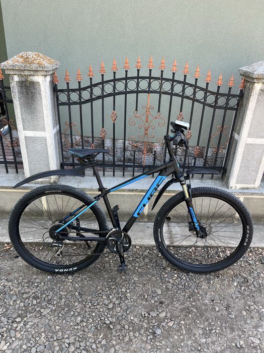 Se vinde bicicleta model nou !