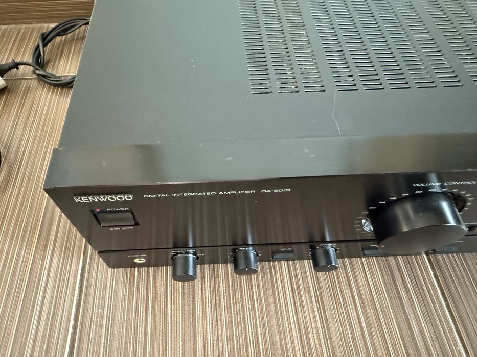Kenwood DA-9010 Топ модел DAC