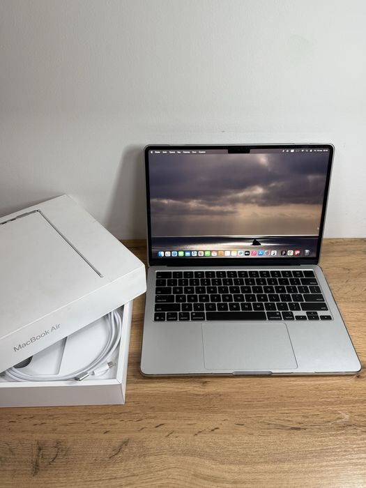 MacBook Air | 2025 | M4 | 16/256gb