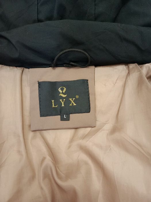 Куртка на девочку