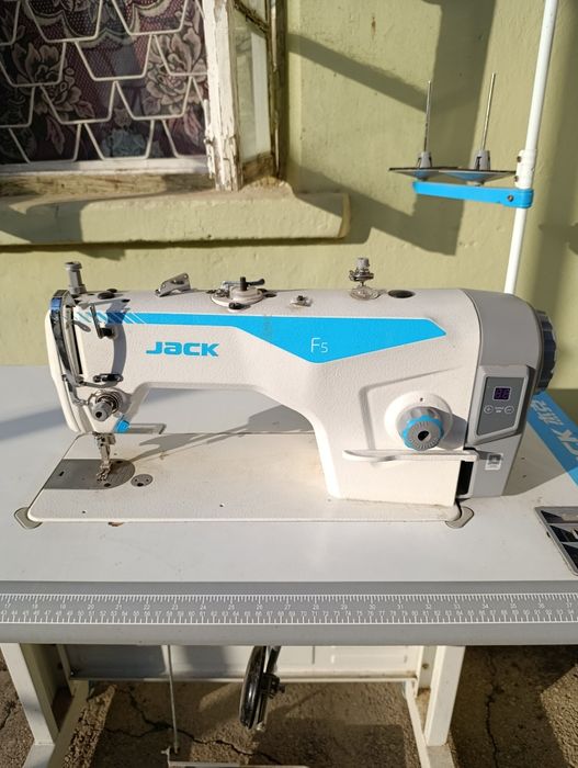 Tiku Mashinasi Jack F5