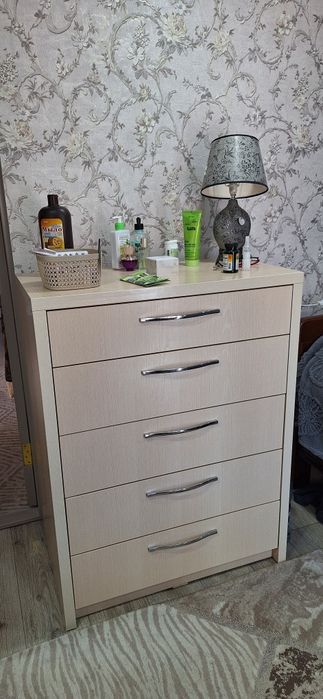 Продам комод лдсп