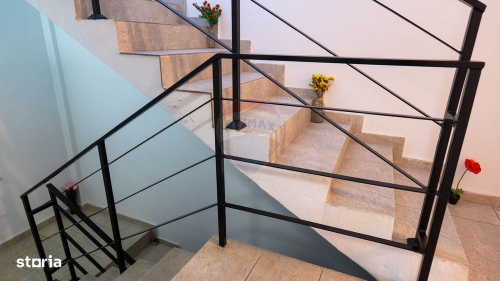 Garsonieră în vilă modernă (2015) | Liniște și intimitate