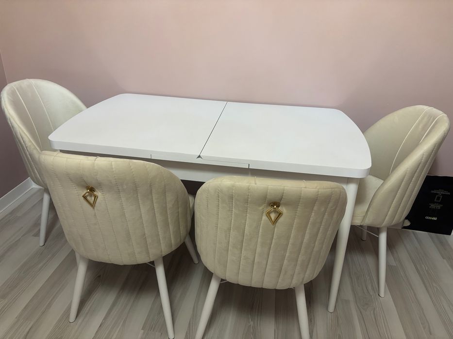 Masa cu 6 scaune set  living