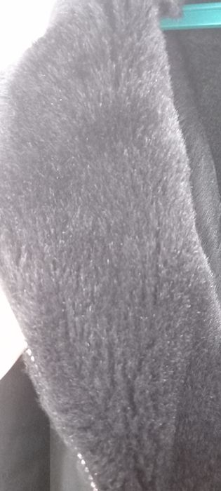 Продам красивую  дубленку