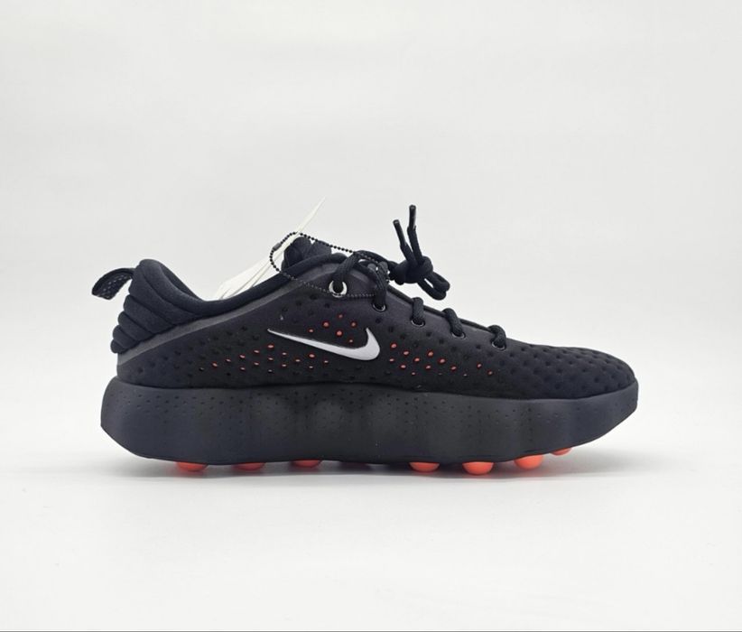 Nike Mind 002 Black Hyper Crimson