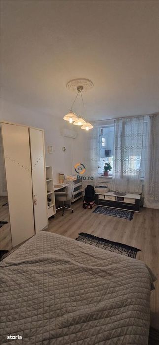 Apartament decomandat cu 2 intrari zona Balcescu-Odobescu