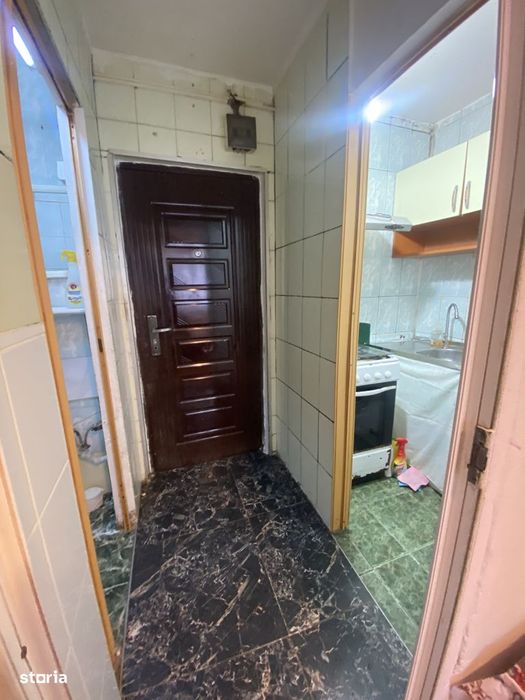 Cameră de cămin cu baie Nicolina și Baza 3