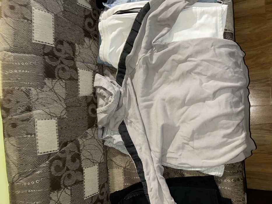 суичър на emporio armani