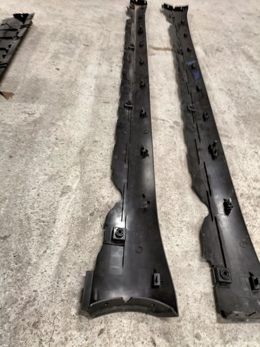 Праг - прагове Tesla Model 3 / Тесла Модел 3 2024г.