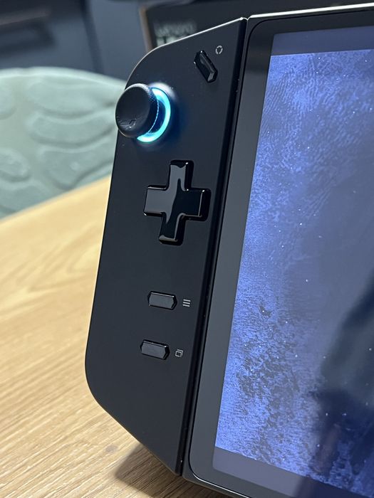 Lenovo Legion Go AMD Z1 Extreme (cititi descrierea)