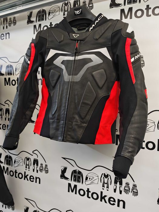 Costum moto piele Macna Voltage cu cocoasa ca nou marime S