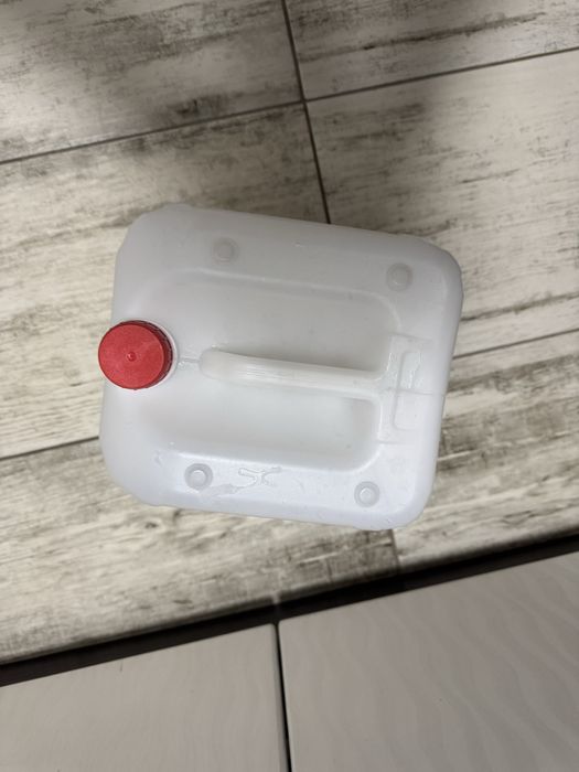 Пластиковые канистры 10 литров