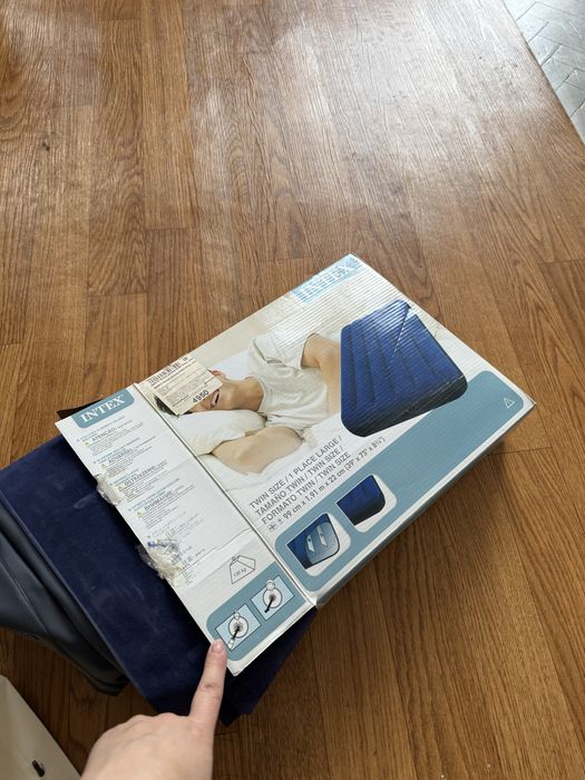 Матрас надувной Intex