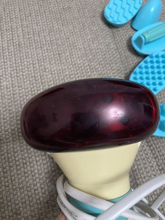 Массажер ручной с насадками