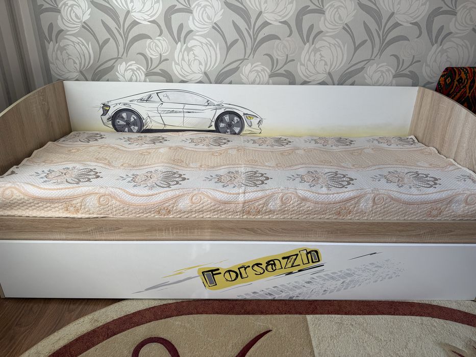 Продам кровать для подростка