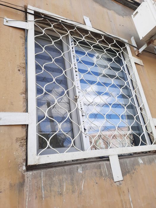 Решотки на окно ..