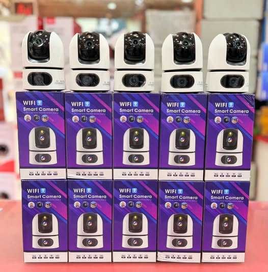Бебефон двоен 4MP 4K PTZ WiFi IP камера, работеща с V380 приложение, пълноцветна нощна визия, детекция на движение за хора и домашни любимци