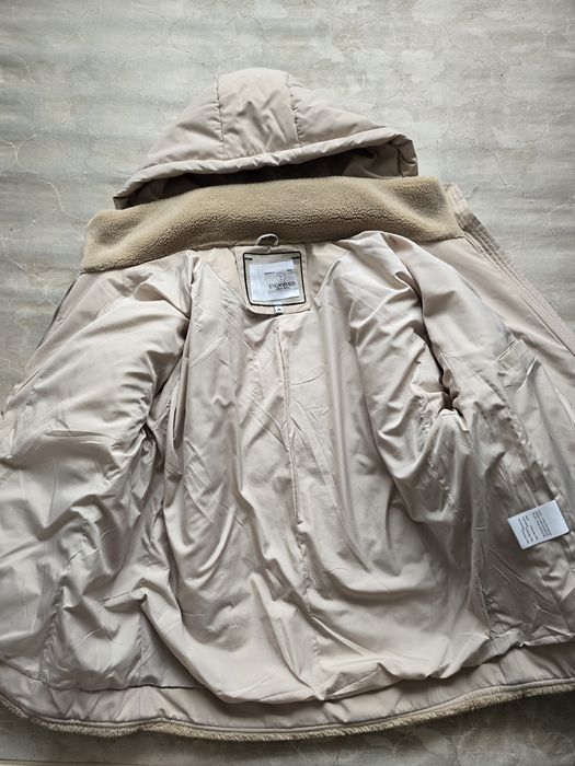 Продам зимнюю куртку.