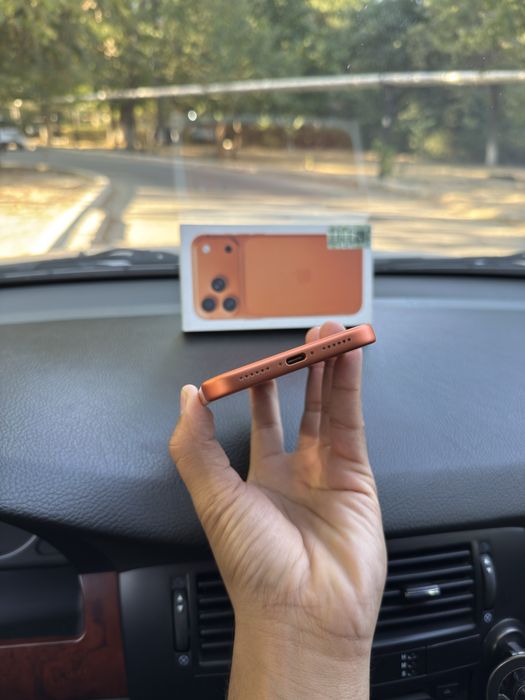 Iphone 17 pro max 256 gb 97% orange