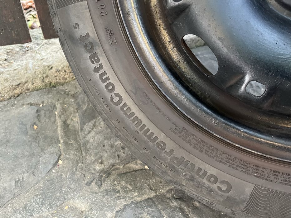 Jante + anvelope vara 185/60 R14 Continental