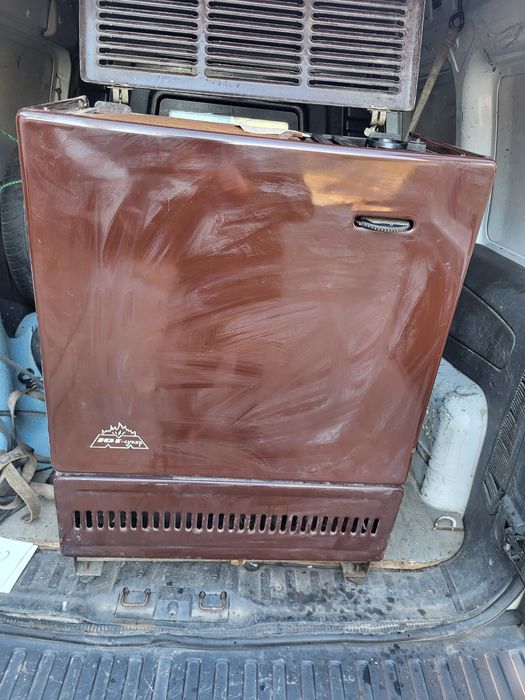 Продавам нафтова печ юук и ел печки