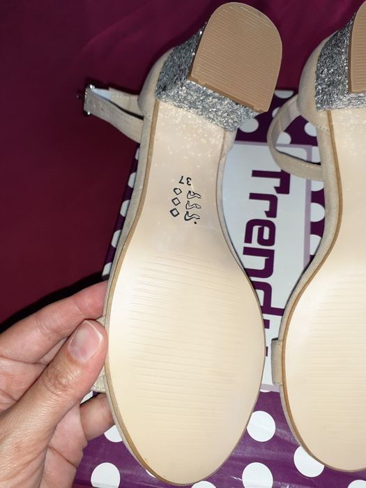 Sandale noi de ocazie piele întoarsă 37
