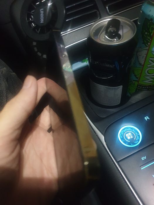 продам 12 про айфон