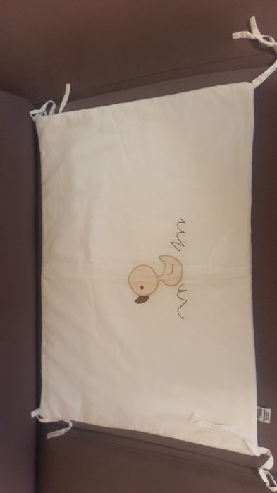 Бебешка олекотена завивка, плик, калъфка и 4 броя обиколници за кошара