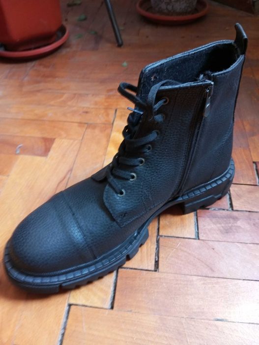 Зимни туристически обувки 43,44