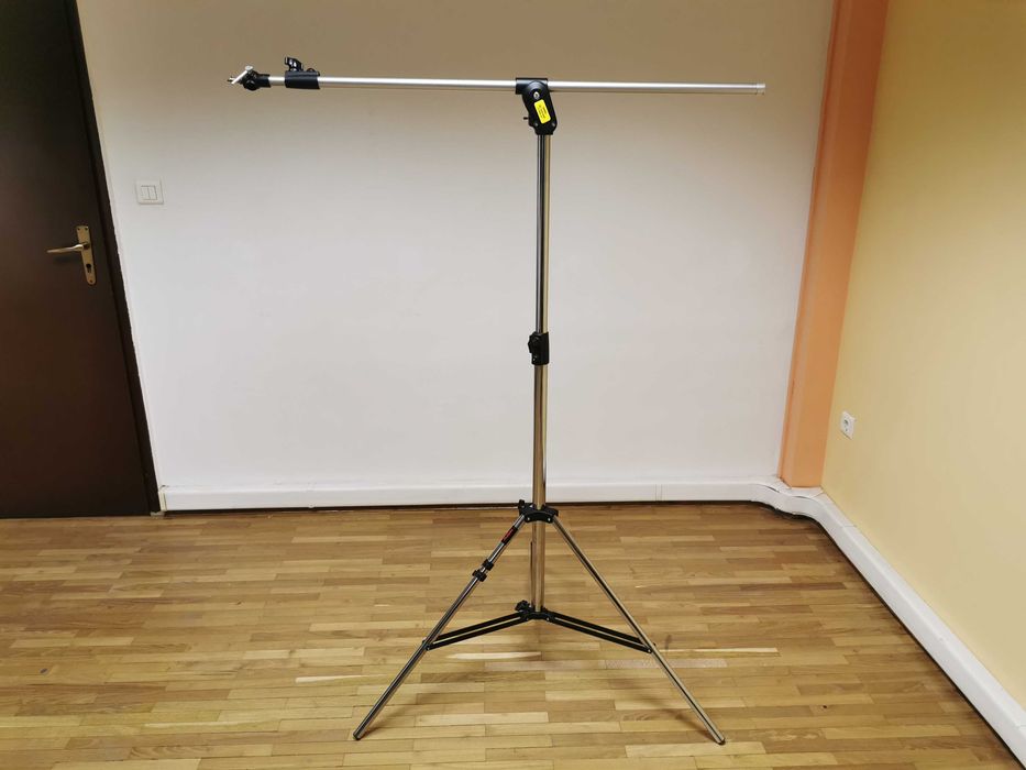 Multiblitz / Manfrotto 420 CSU Combi Boom Stand статив с напречно рамо (жираф)