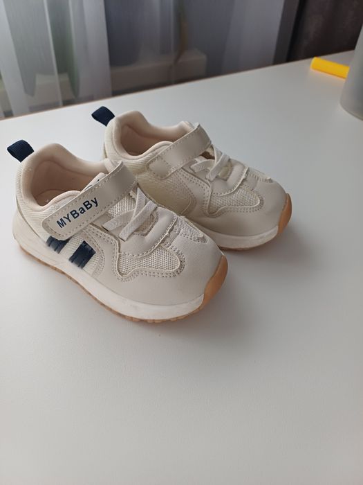 Продам детскую обувь для мальчика