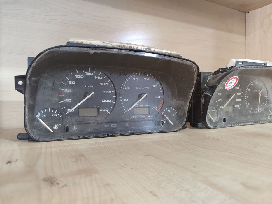 Щиток приборов на гольф 3