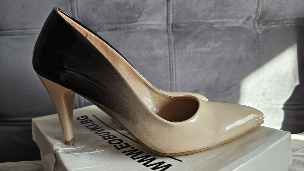 Обувки на висок ток - нови