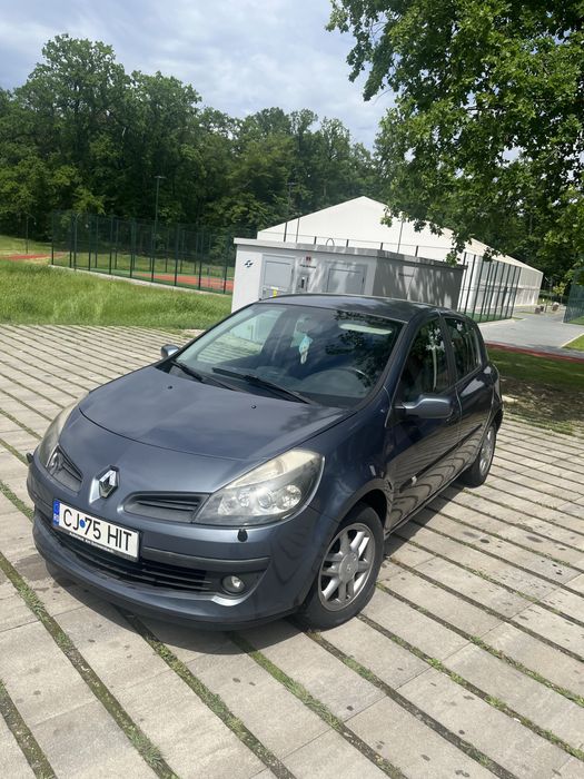 Renault   Clio   .