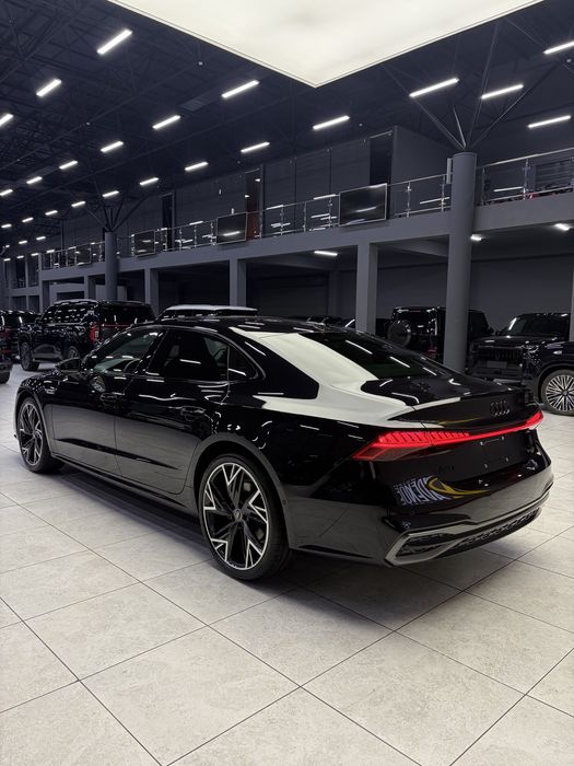 Новый Audi A7 45TFSI quattro