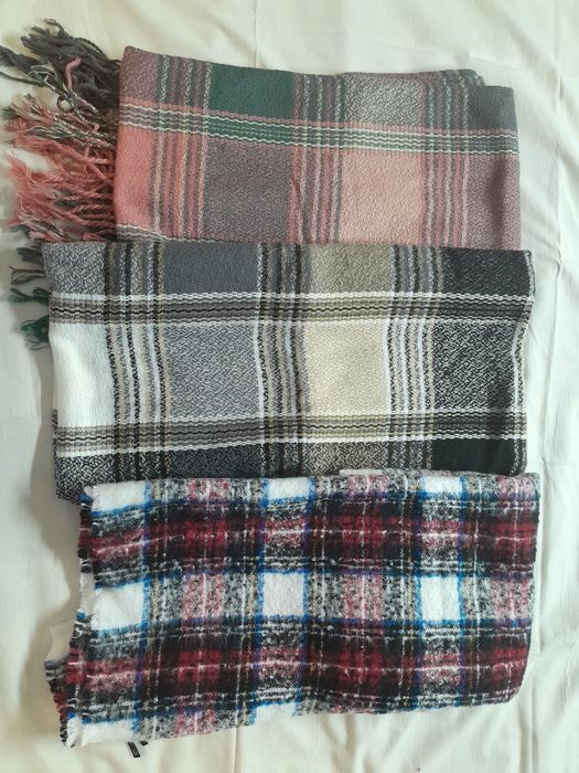Палантины теплые разного цвета