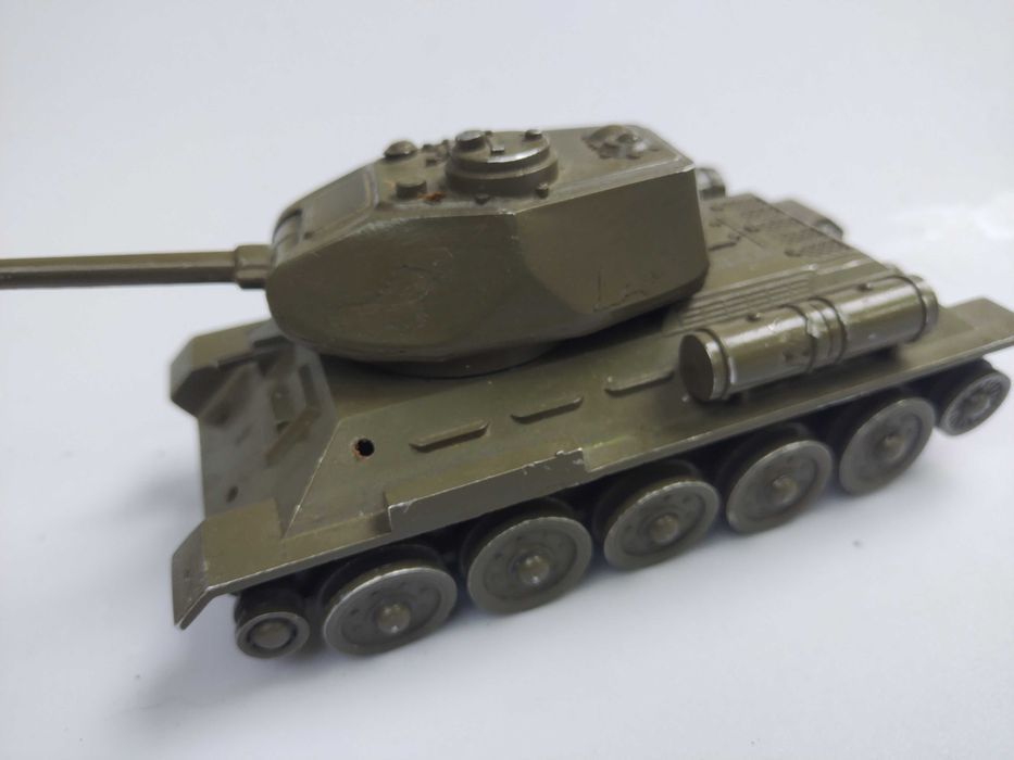 Модель танк. Т-34