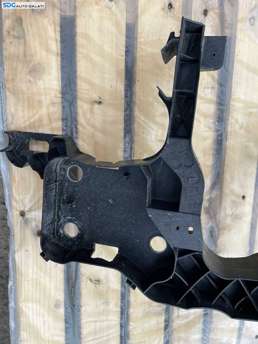 Trager Tragher Panou Frontal Calandru cu Suport Suporti Ochelar Far Faruri Renault Scenic 2 2003 - 2009 Cod 8200137496 8200137495 [L3486]